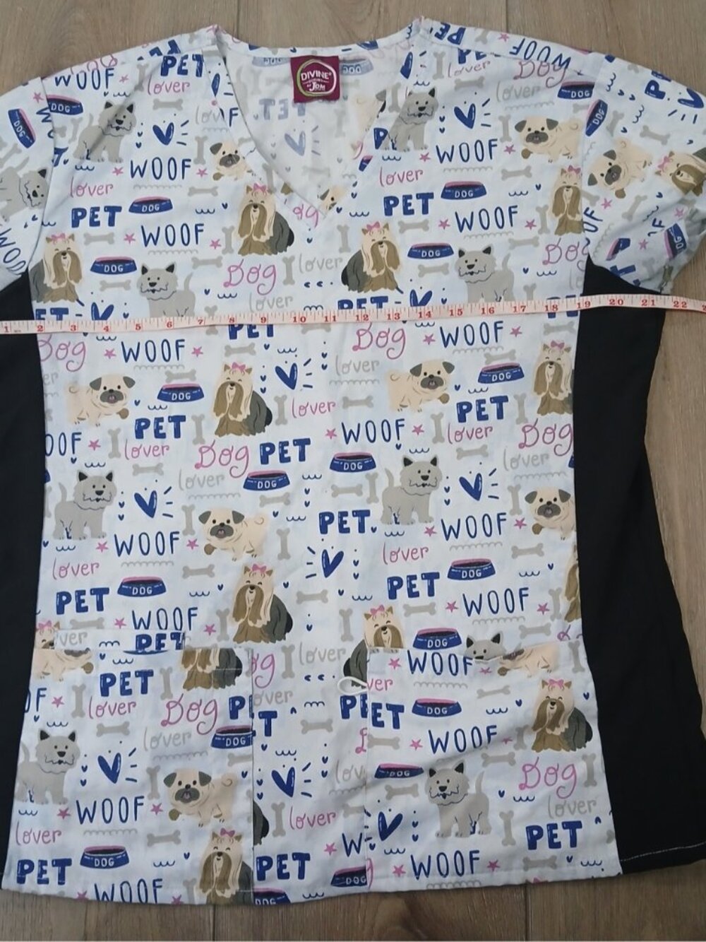 JDM Dog Print Scrub Top Medium Pet Lover V-Neck Nursing Vet Cute Woof Uniform - Picture 5 of 12